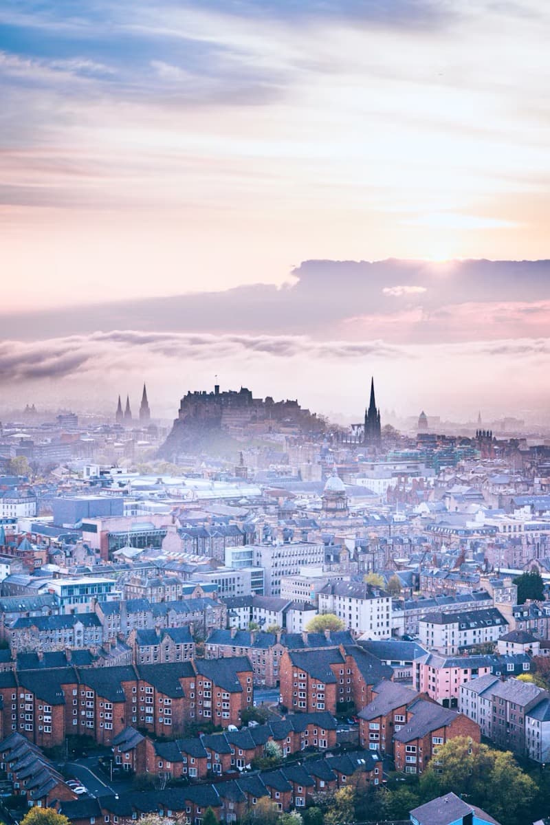 Edinburgh cityscape - a city to fall in love with